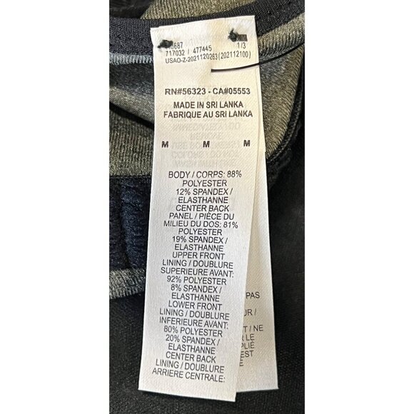 Nike Training Sports Bra Size Medium M Gray Racer Back Athleisure NWT New - Picture 7 of 7